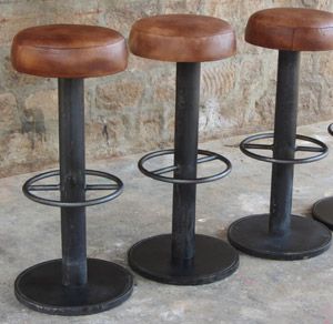 Tabouret pub anglais