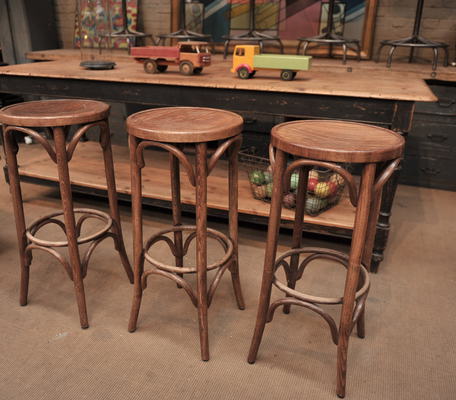 Tabouret de bar à l'ancienne