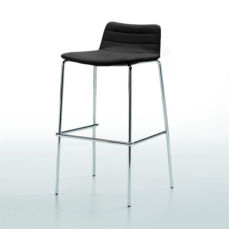 Tabouret de cuisine framboise