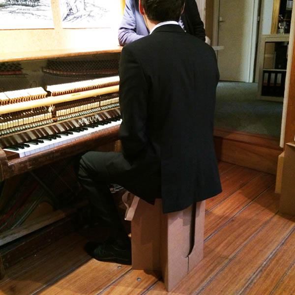 Tabouret piano pliable