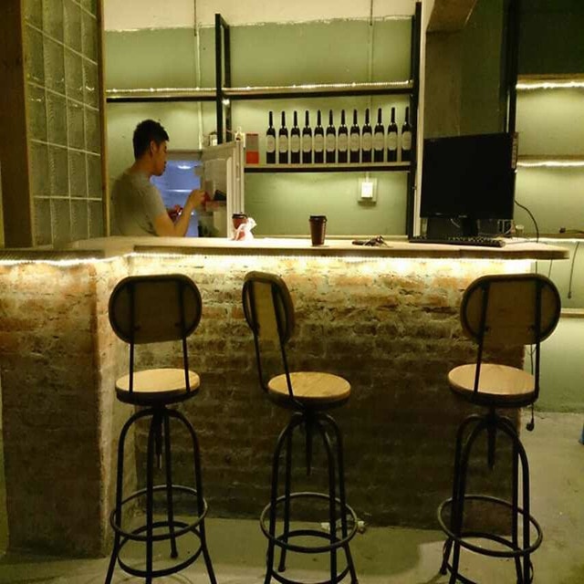 Tabouret de bar en fer industriel