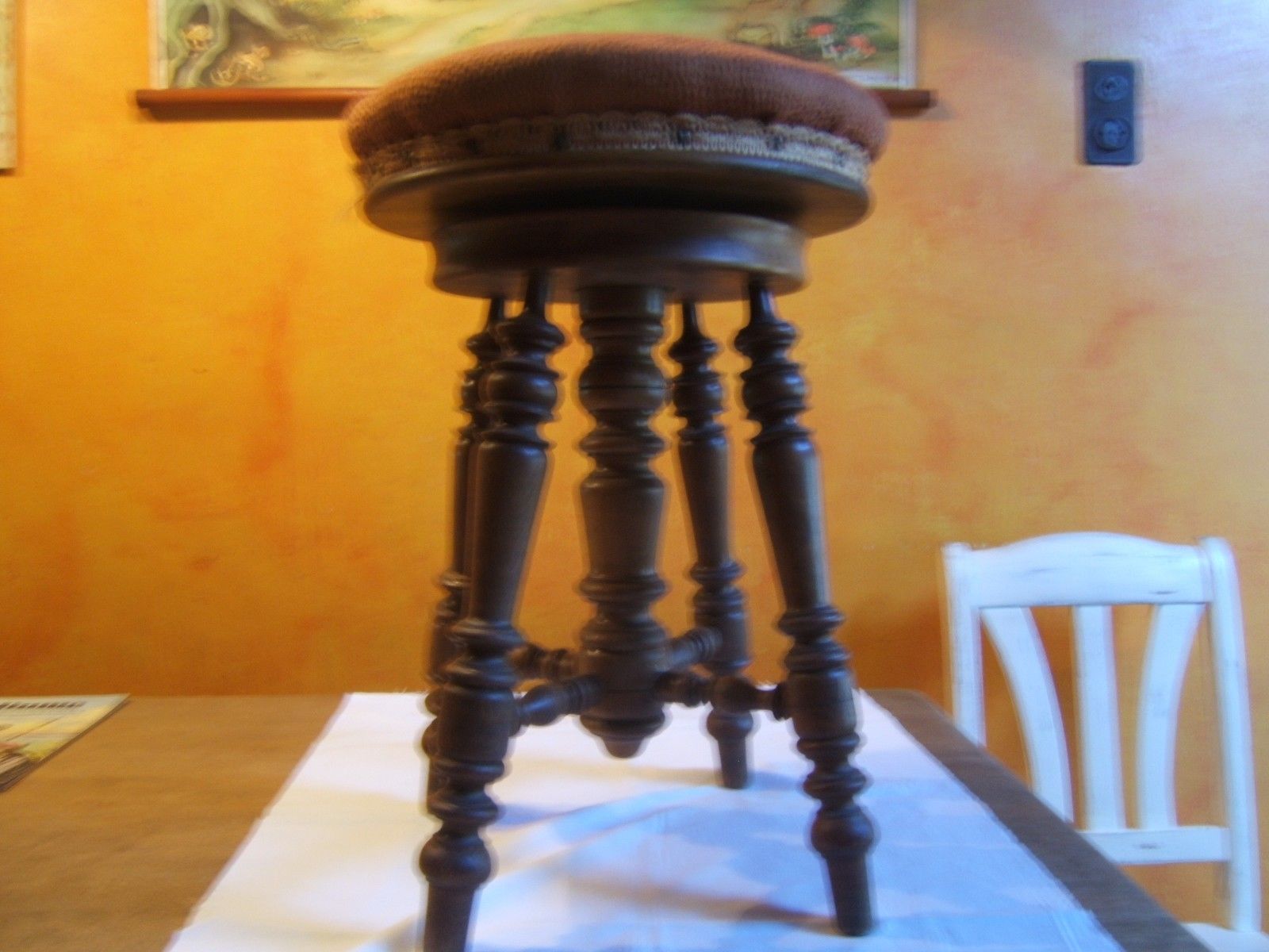 Tabouret piano chene