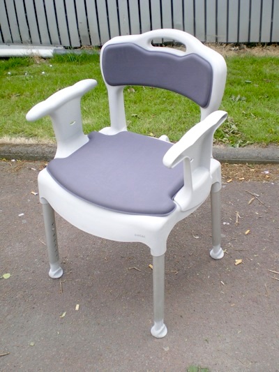 Tabouret de douche etac