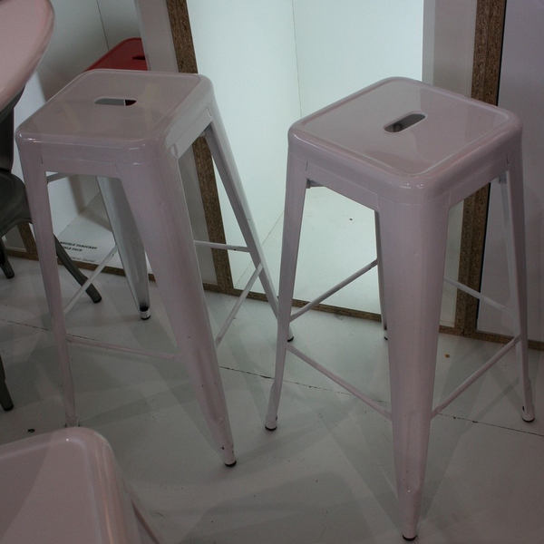 Vrai tabouret tolix
