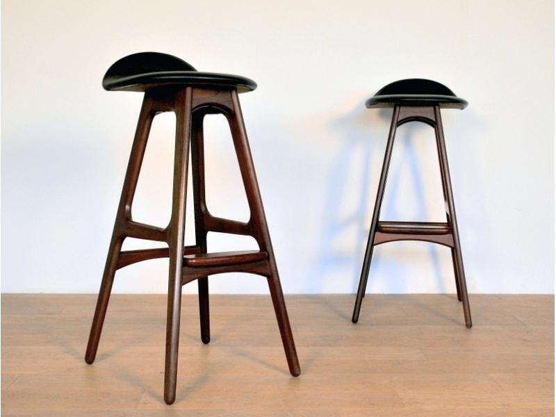 Chaise bar design