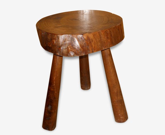Tabouret bas trois pieds