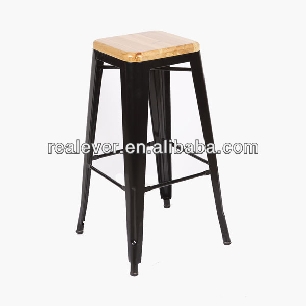 Tabouret de bar en metal et bois