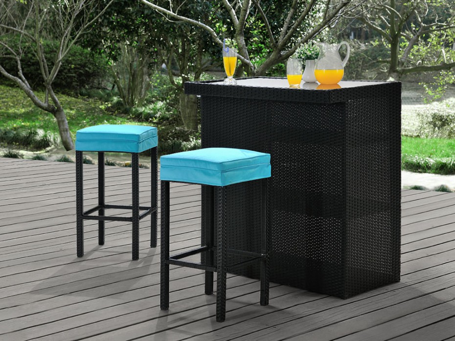 Tabouret de bar en résine tressee