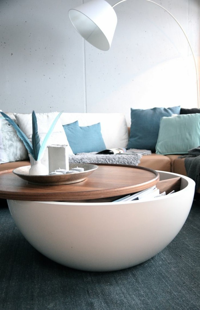 Table basse avec pouf en rotin