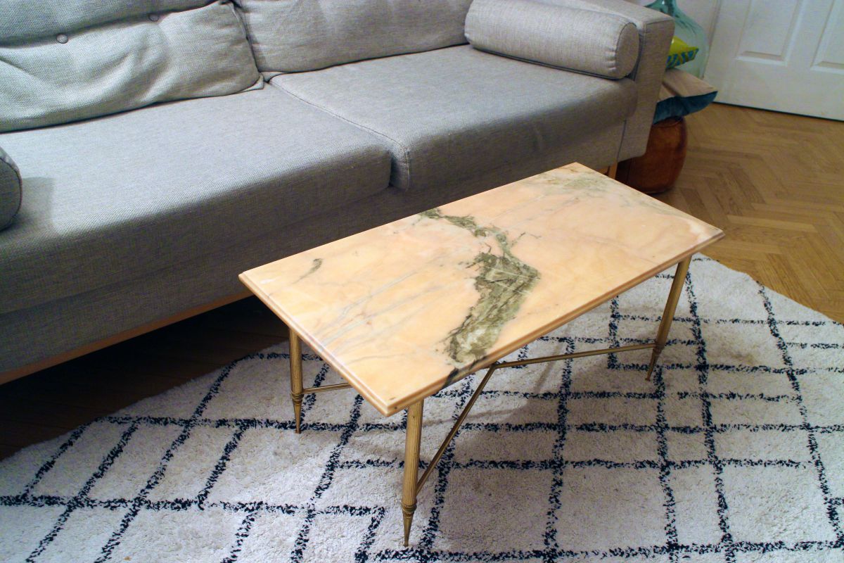 Table basse marbre rose