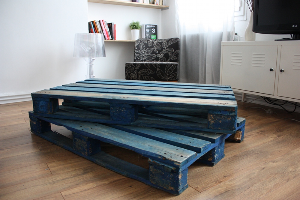 Table basse palette peinture