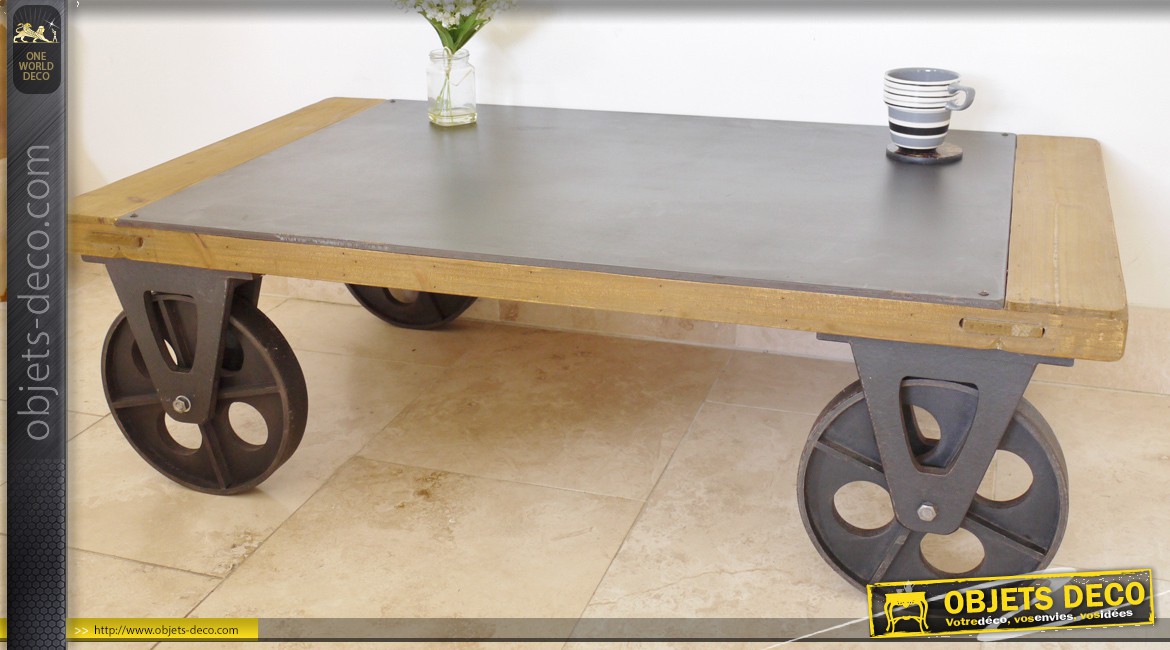 Table basse facon industrielle