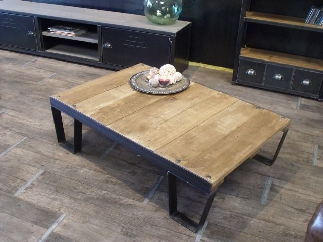 Table basse palette et metal