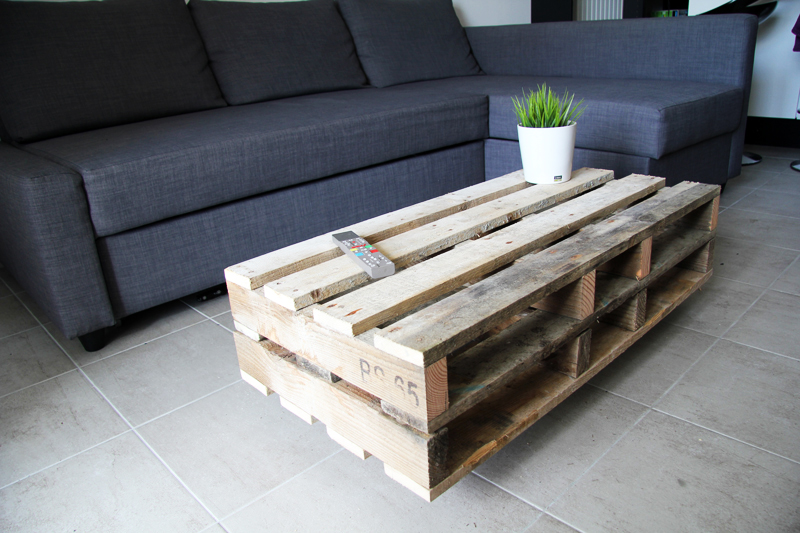 Table basse palette de couleur