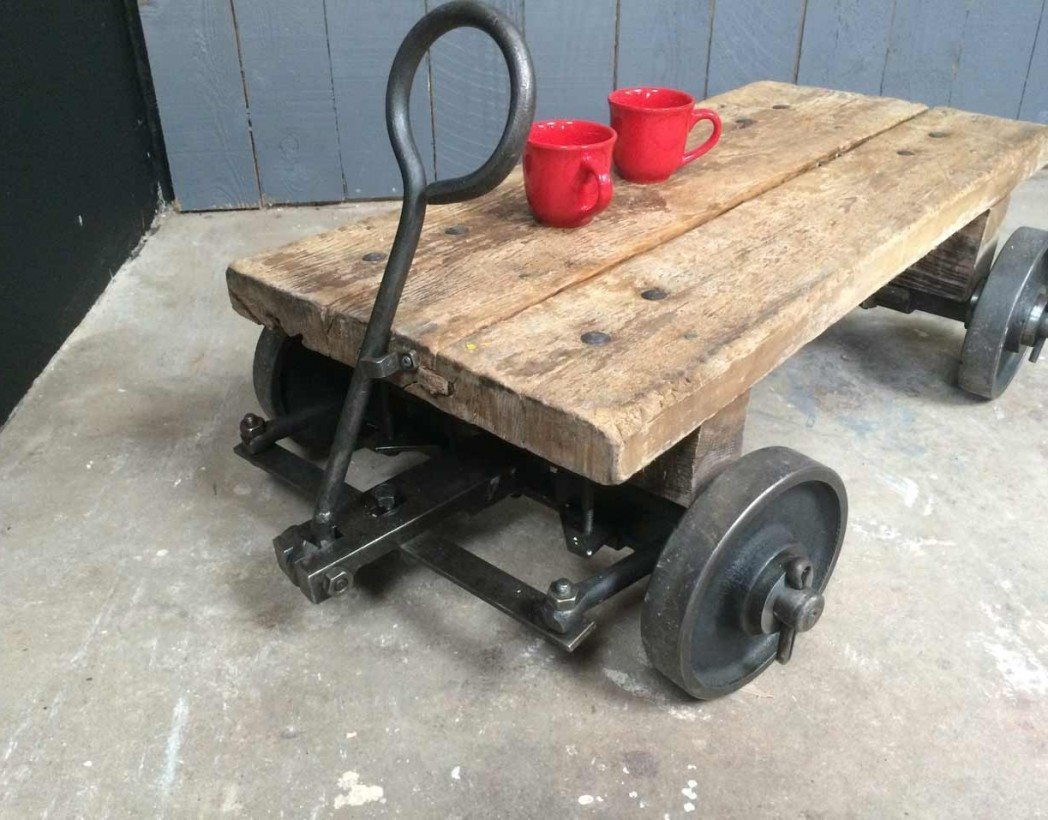 Table basse industrielle chariot