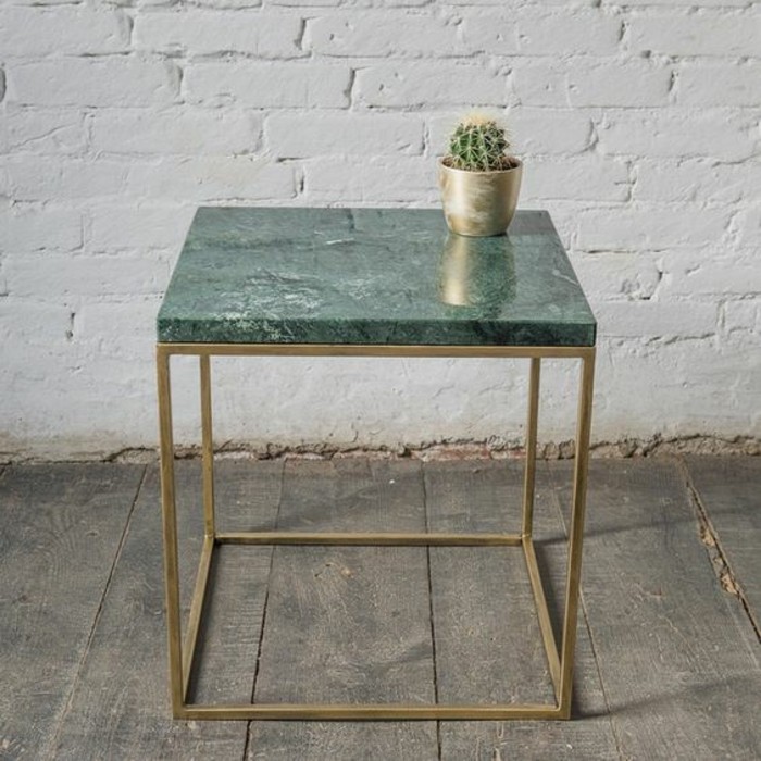 Table basse dessus marbre vert