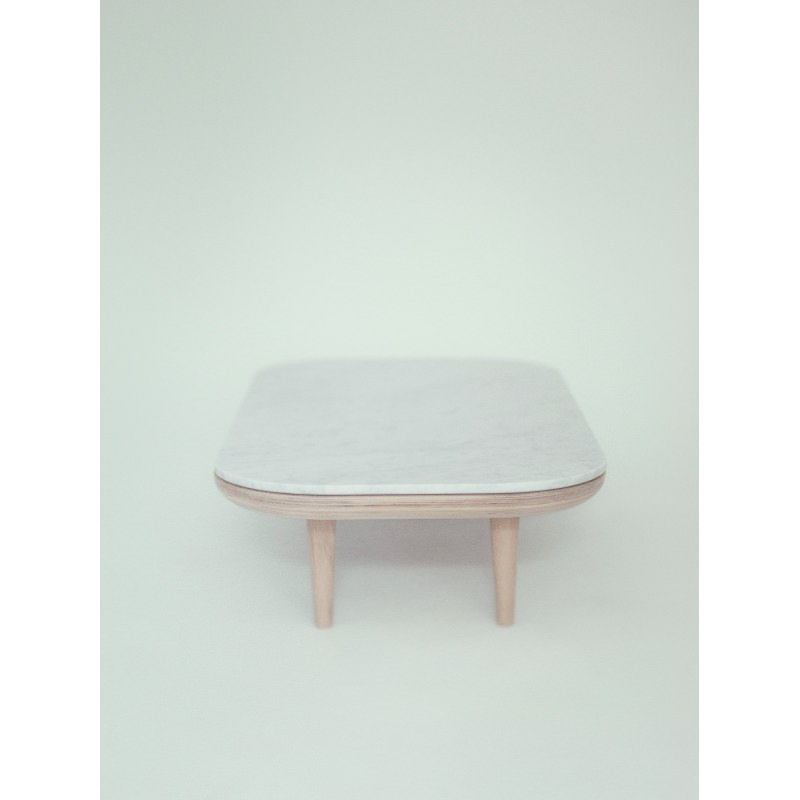 Table basse marbre and tradition
