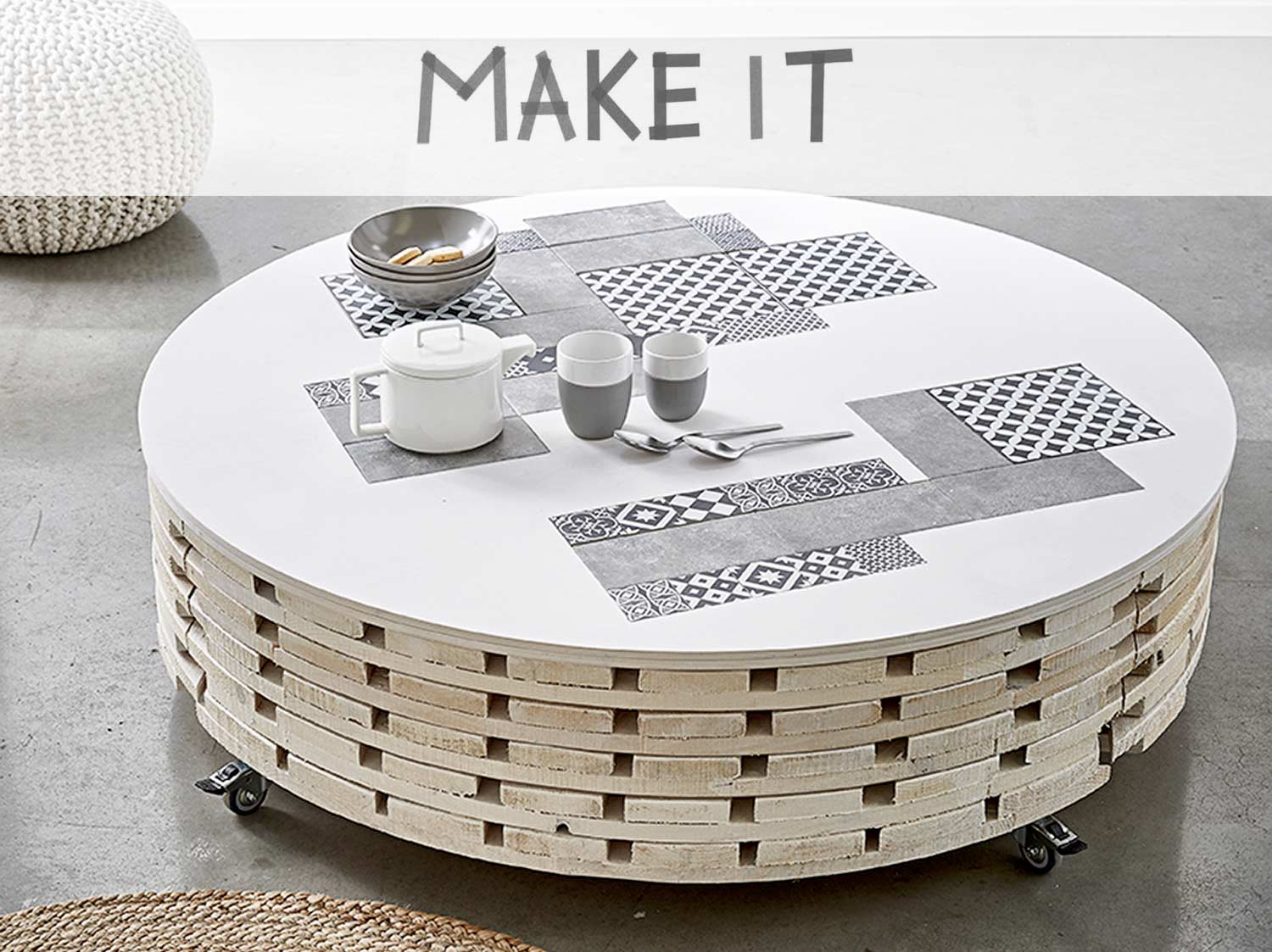 Table basse palette mosaique