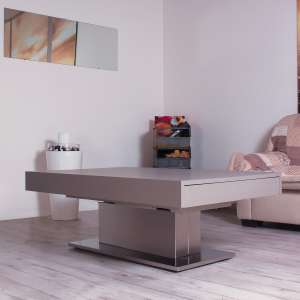 Table basse relevable à roulettes