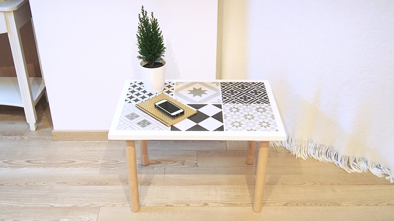 Table basse palette et carrelage