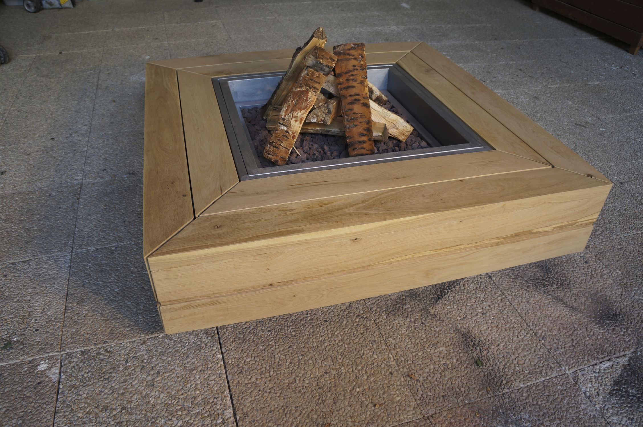 Table basse en bois d'exterieur