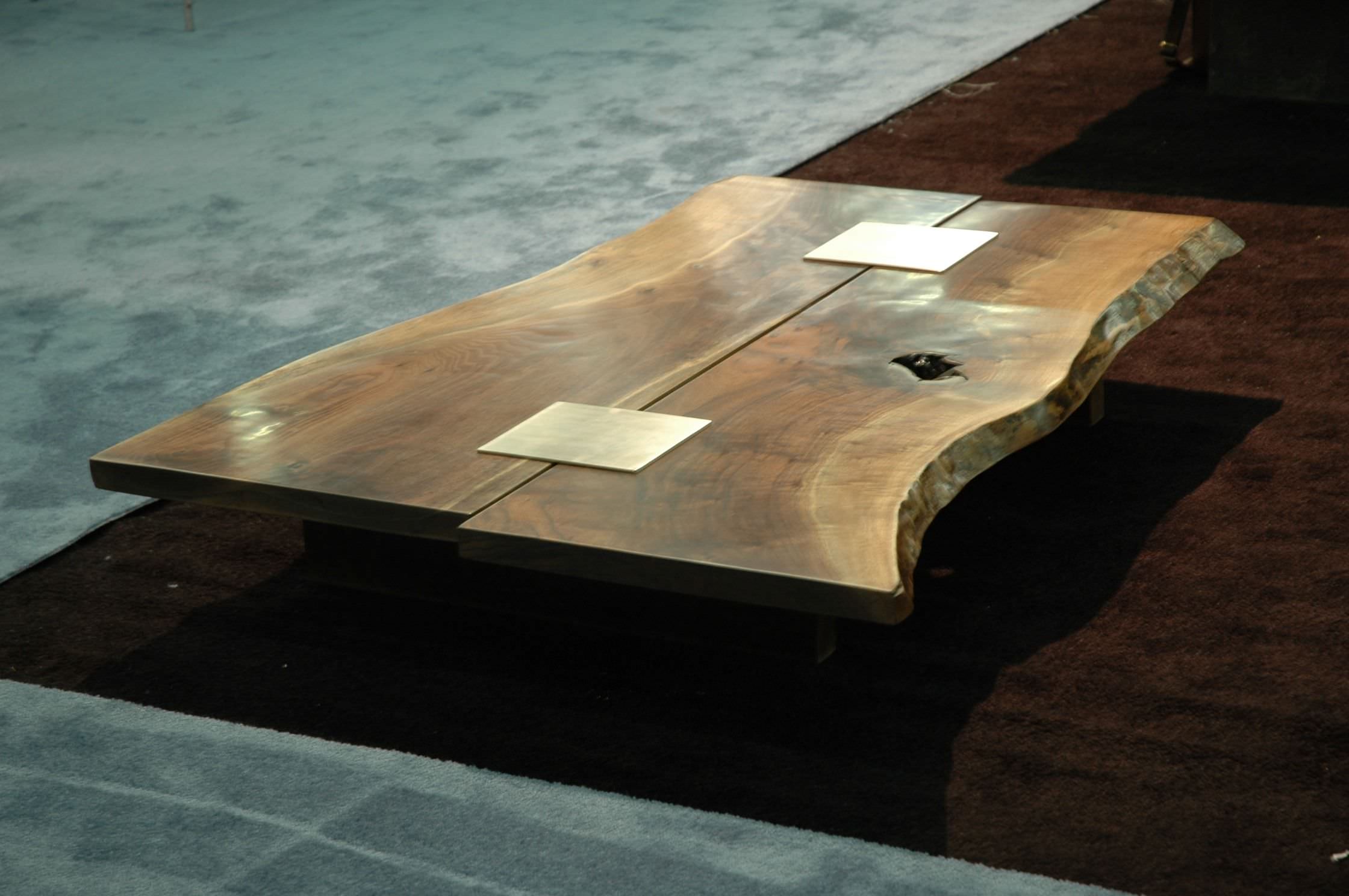 Table basse bois contemporaine