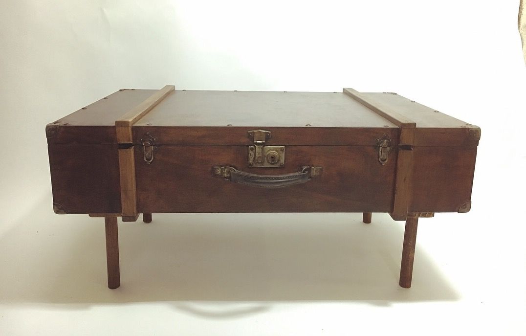 Malle en bois ancienne table basse
