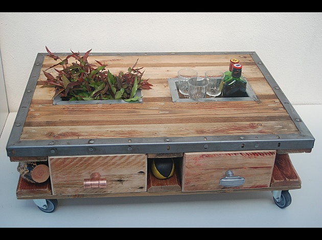 Table basse palette et inox