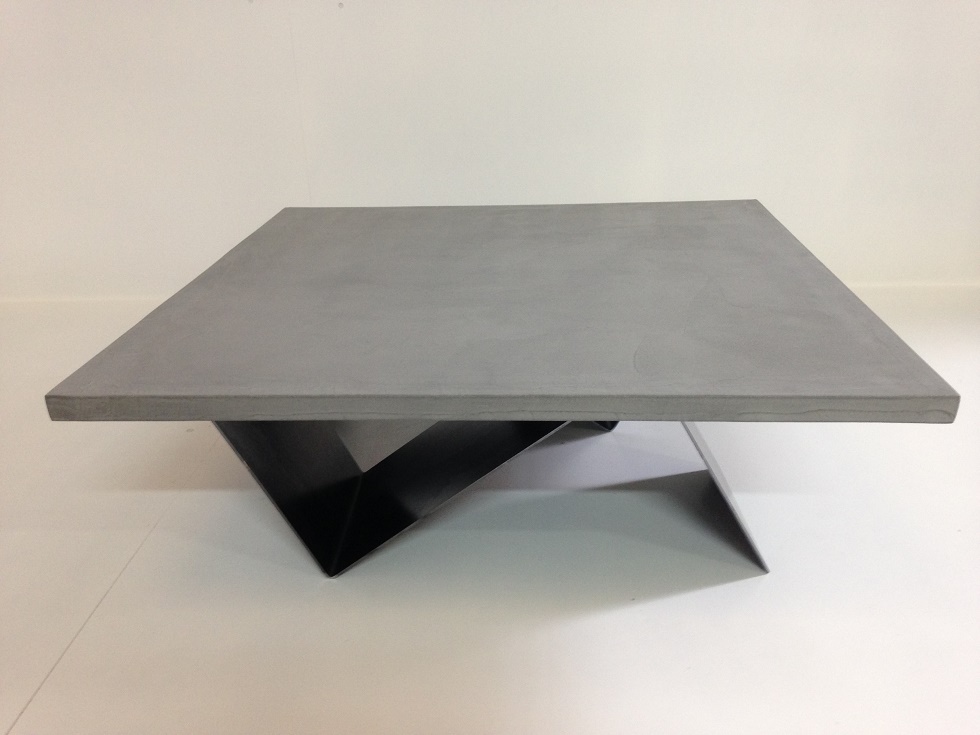 Table basse bois beton ciré
