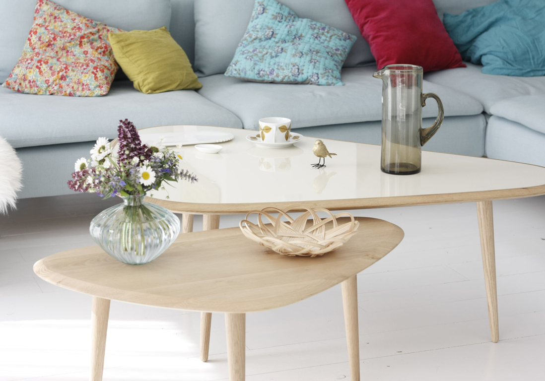Décoration table basse bois