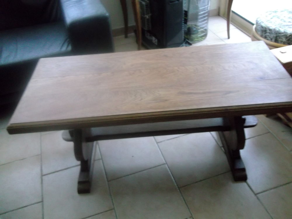 Table basse en bois massif d'occasion