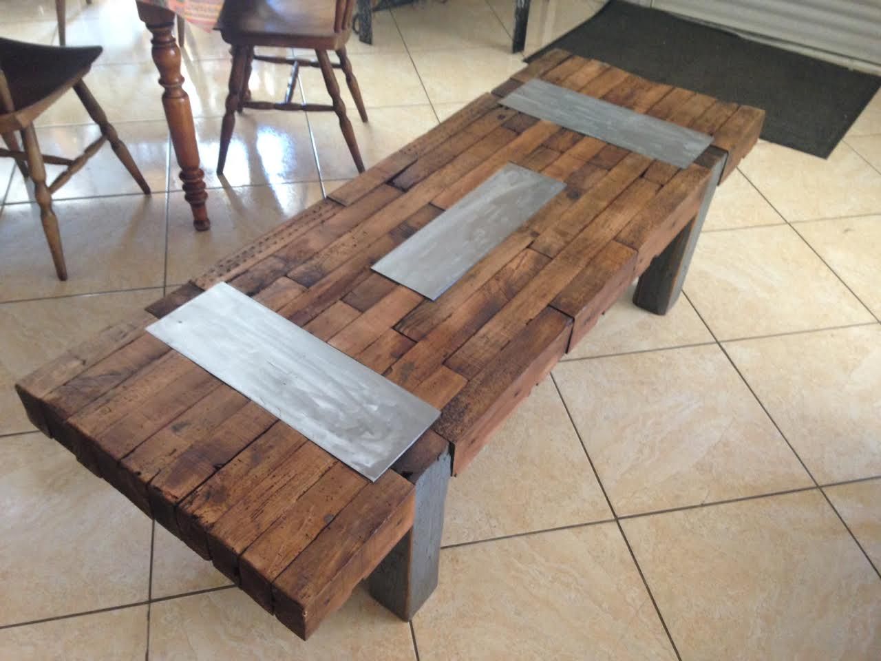 Table basse morceau de bois