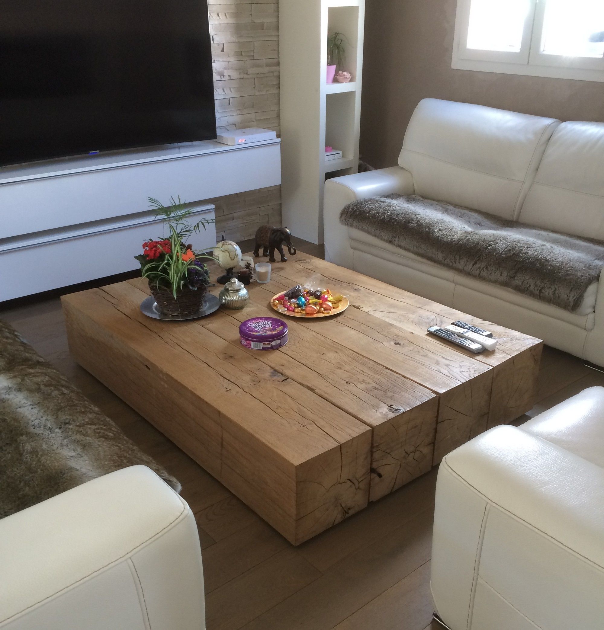 Table de salon basse bois