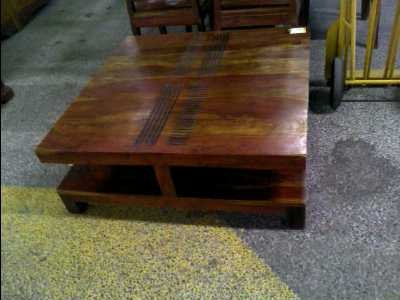 Table basse ronde bois et chiffon