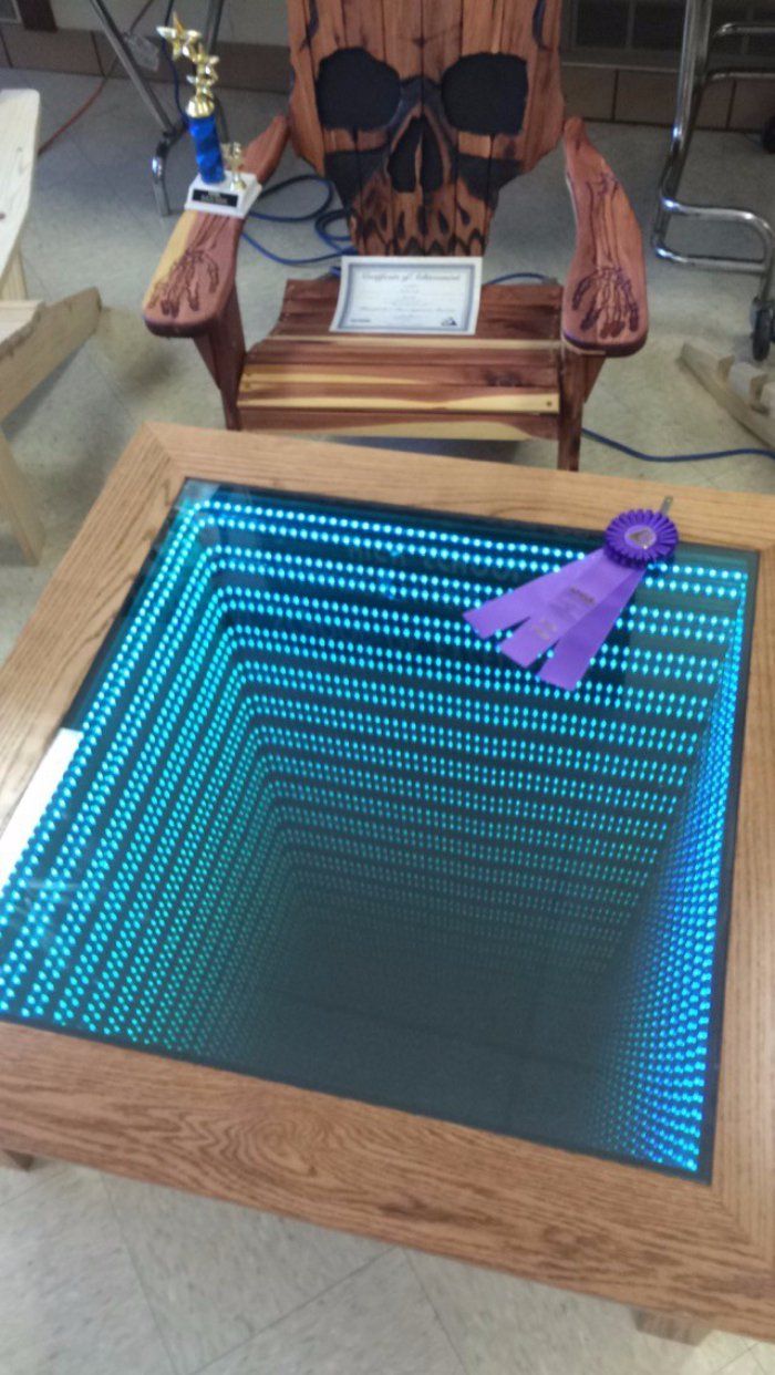 Table basse bois et led