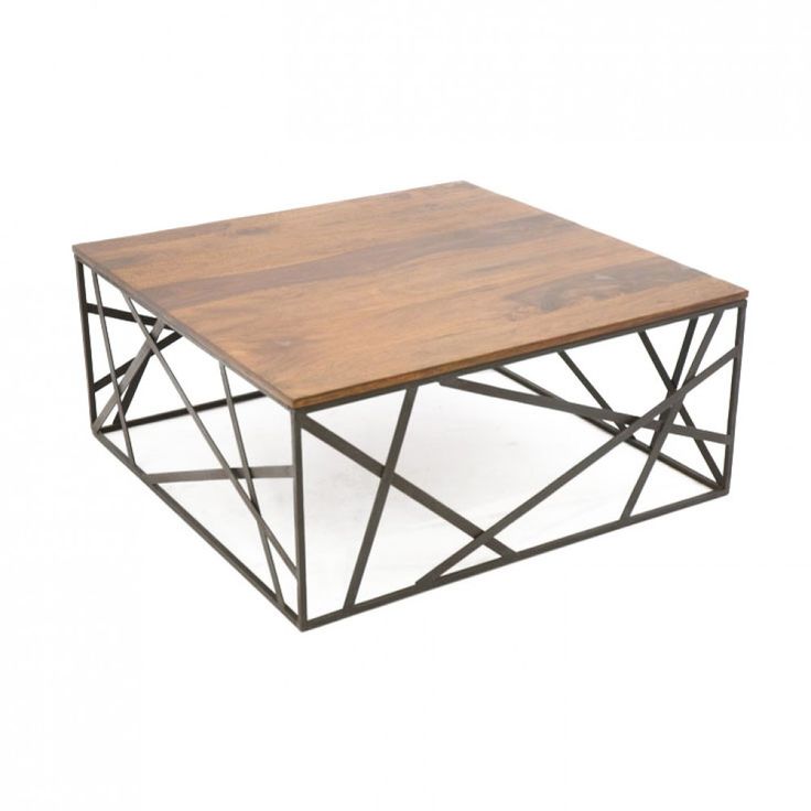 Table basse bois clair et fer