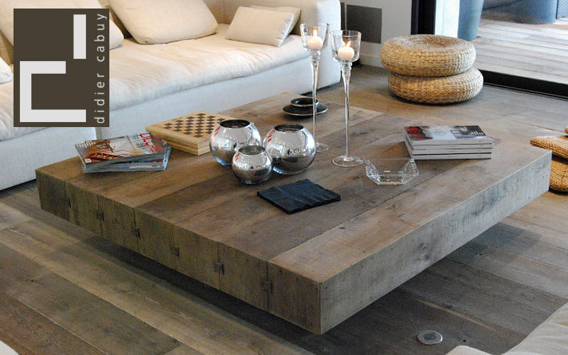 Table basse design tres grande