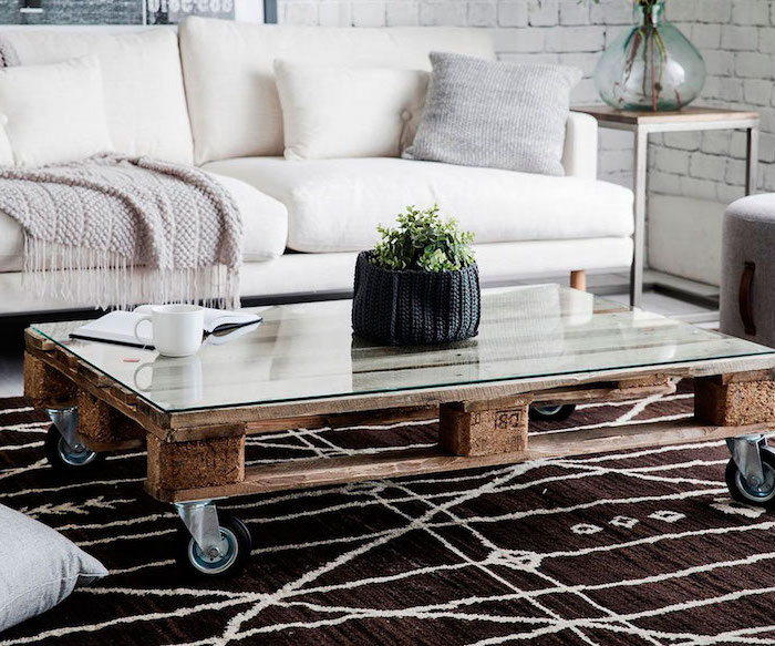 Table basse caisse en bois et verre