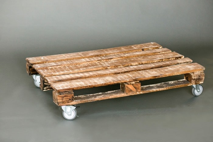 Finition table basse palette
