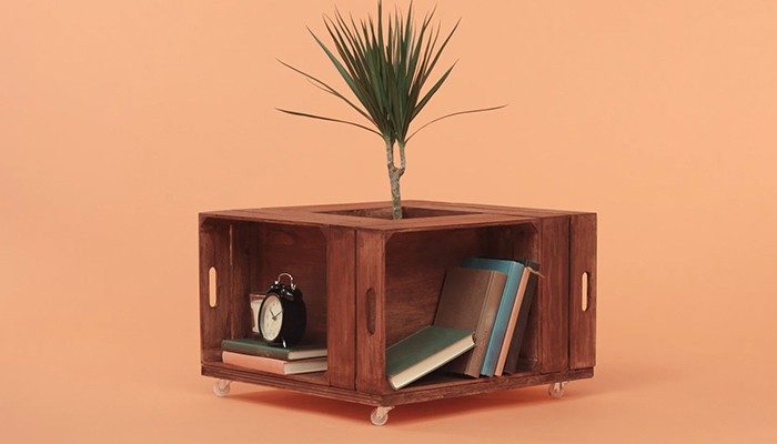 Table basse avec caisse bois