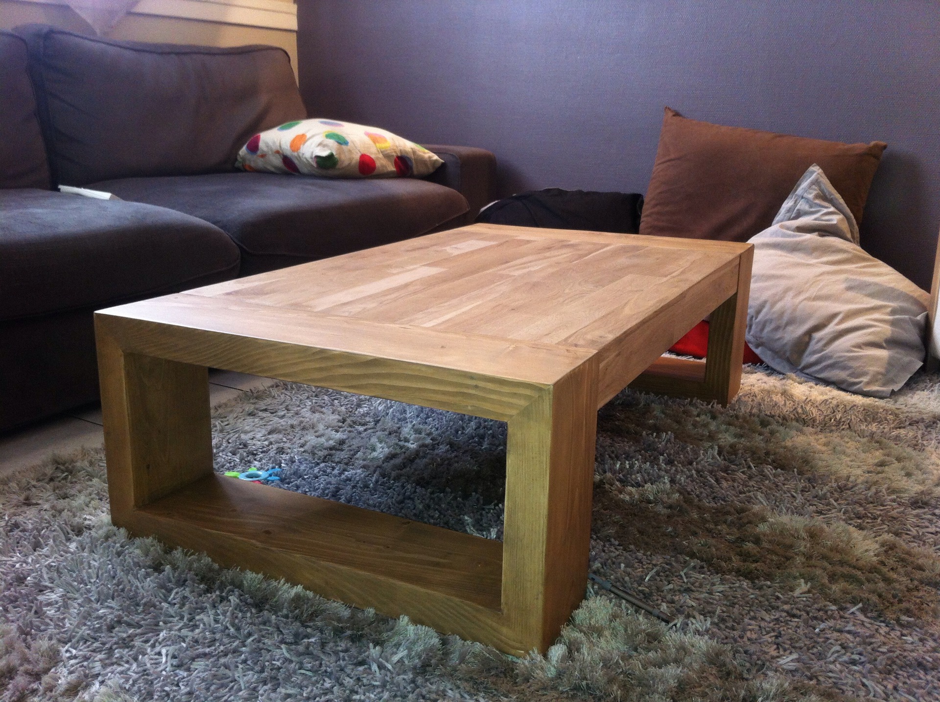 Table basse bois brute