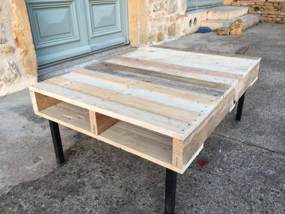 Table basse palette pieds