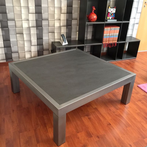 Table basse design plateau ceramique
