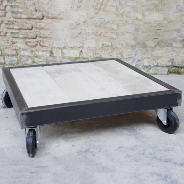 Table basse bois et roulettes
