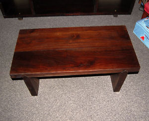 Table basse en bois ampm