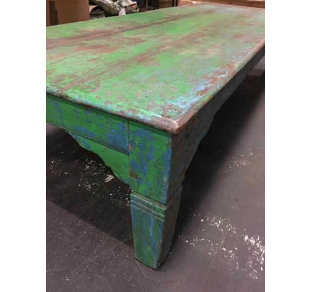 Table basse en bois vert