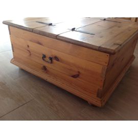 Cocktail scandinave table basse coffre