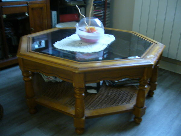 Table basse bois hexagonale