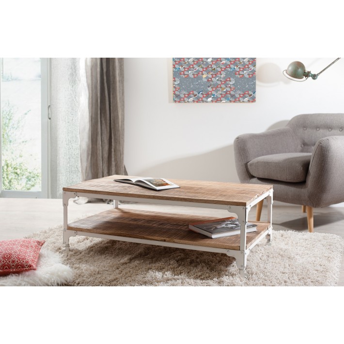 Table basse design bois sur roulette