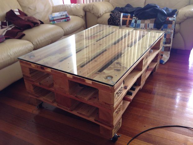Customiser une palette en table basse